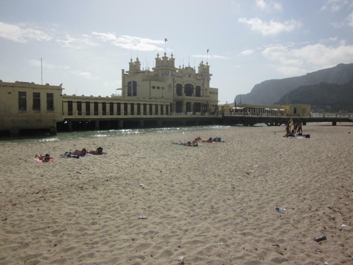 Mondello Beach Holyday Palermo Eksteriør billede